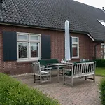 度假居 Recreatieoord Hippique *